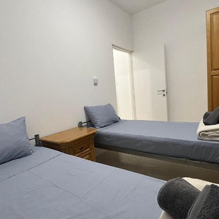 Private Room San Gwann Exterior photo